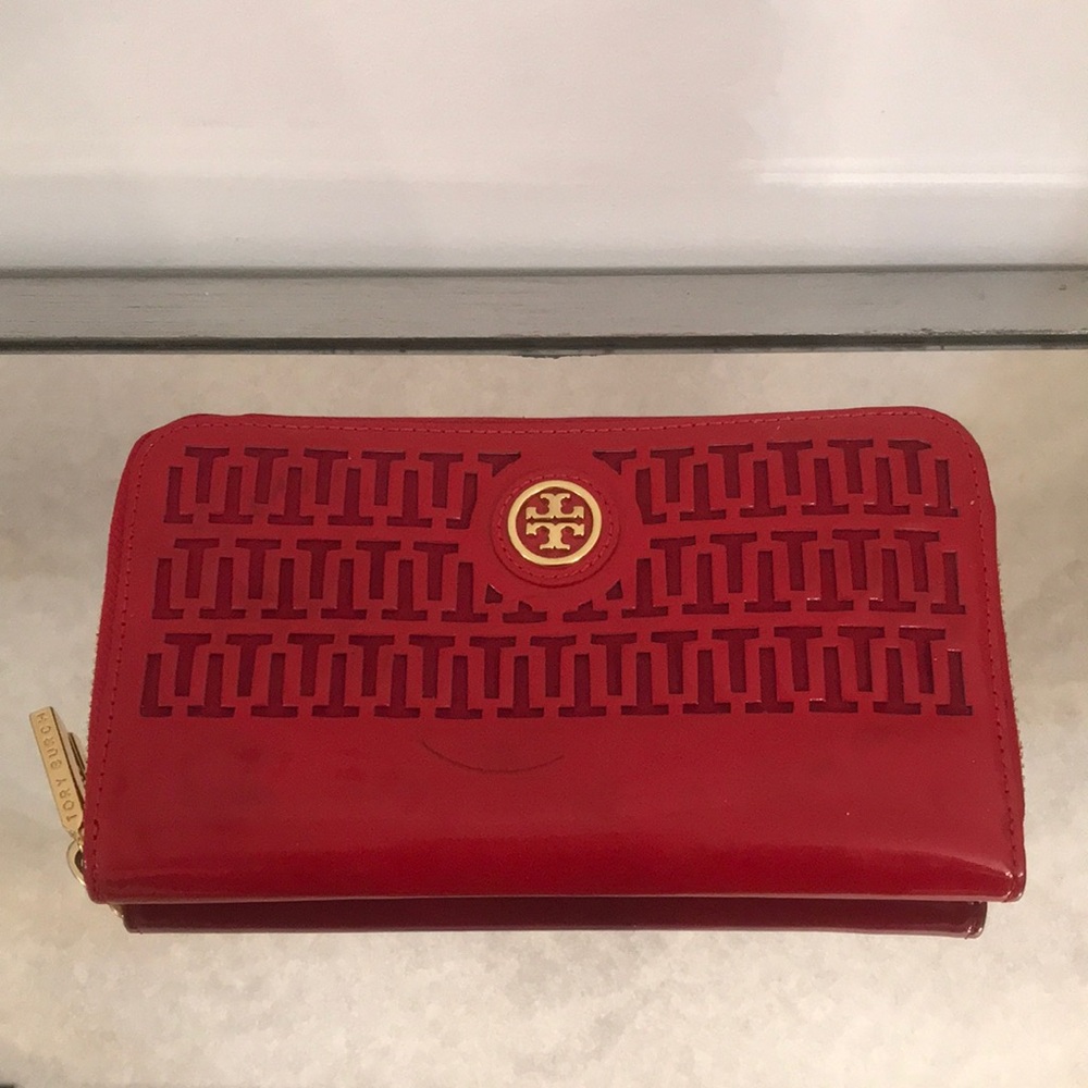 Tory Burch Zip Wallet - Red